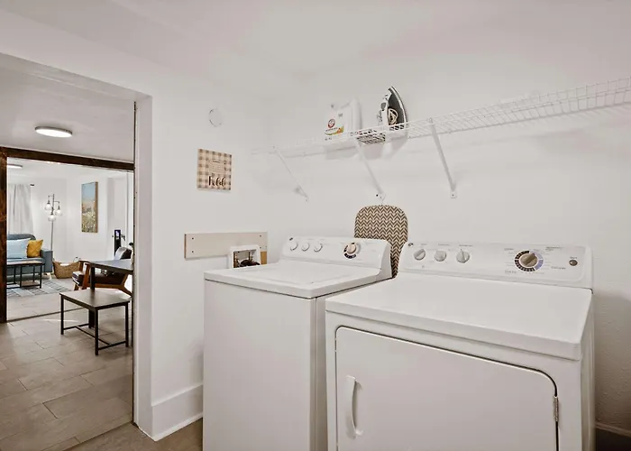 Blue Ox Apartment Pensacola
